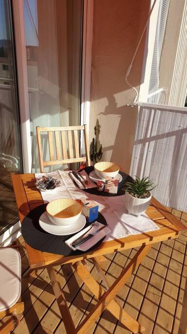 "Voyage En Mer" Splendide T3 Lumineux, Wi Fi Et Parking Gratuit Toulon Exterior photo